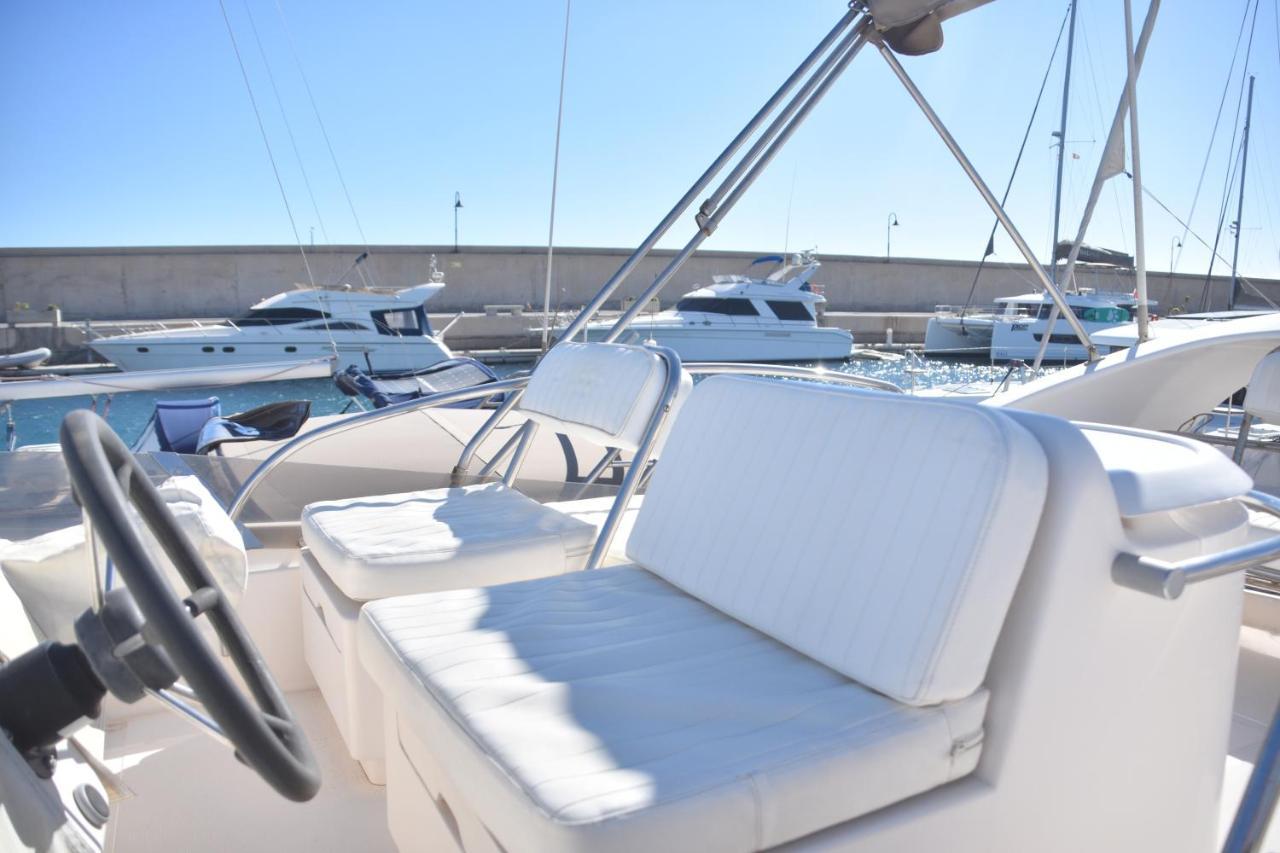 Luxury Yacht Kamikara Otel San Miguel de Abona Dış mekan fotoğraf
